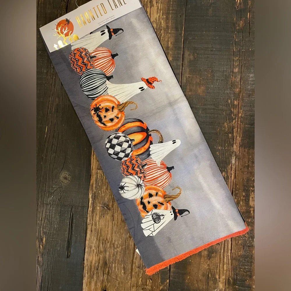 HAUNTED LANE NWT Halloween Bead Accent Ghost Pumpkin Decorative Table Runner